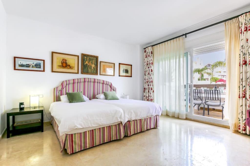 Palm Beachfront Marbella
