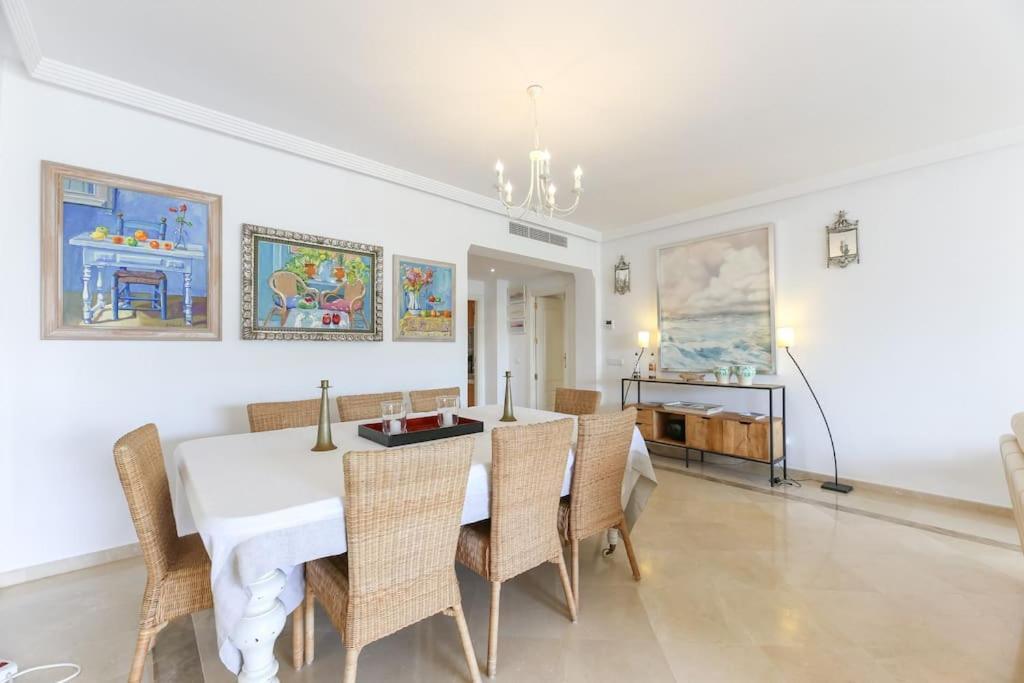 Apartment Palm Beachfront