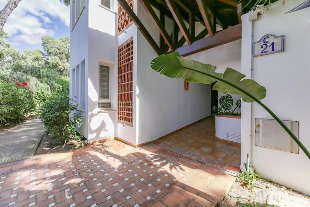 Palm Beachfront * Marbella