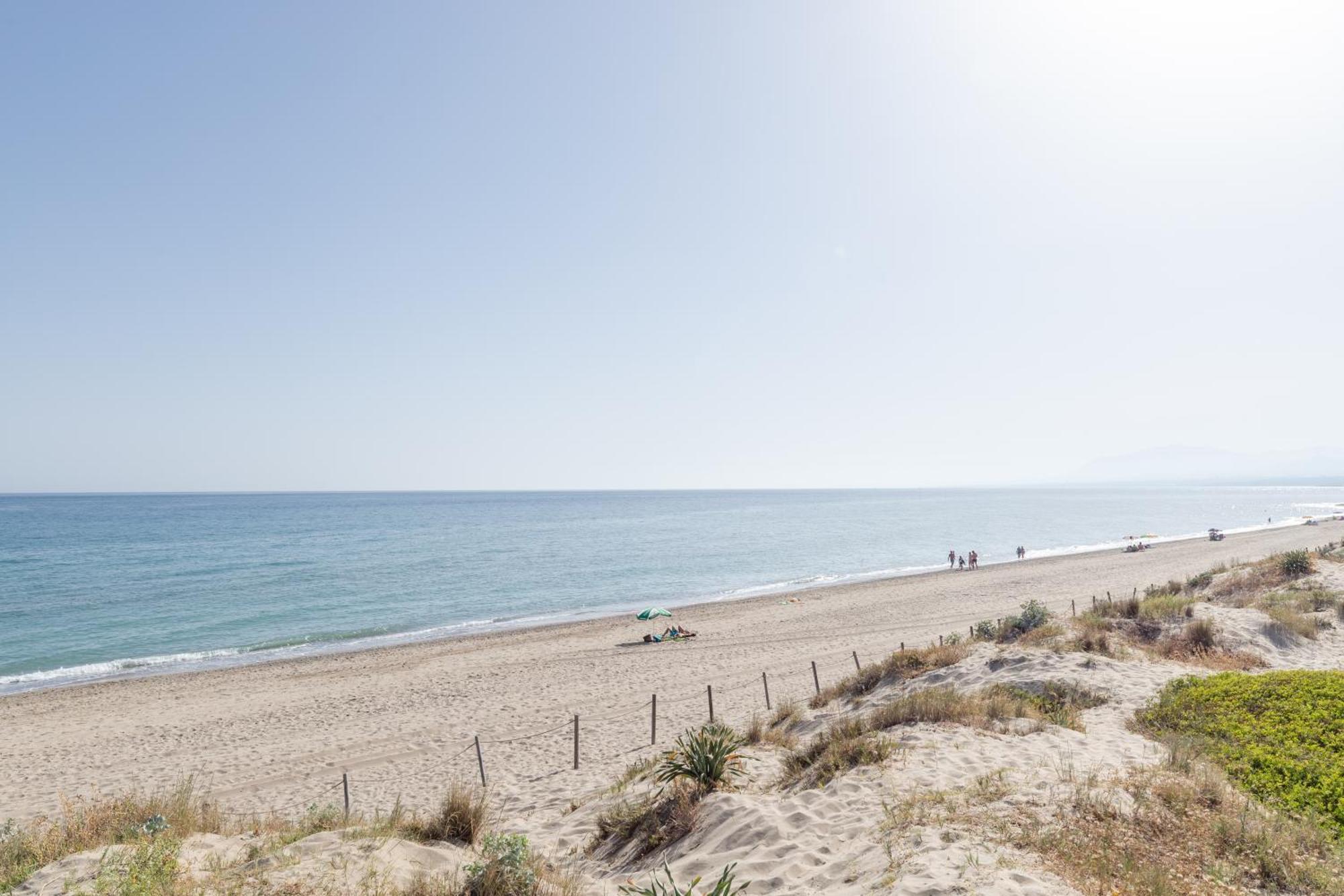 Palm Beachfront * Marbella