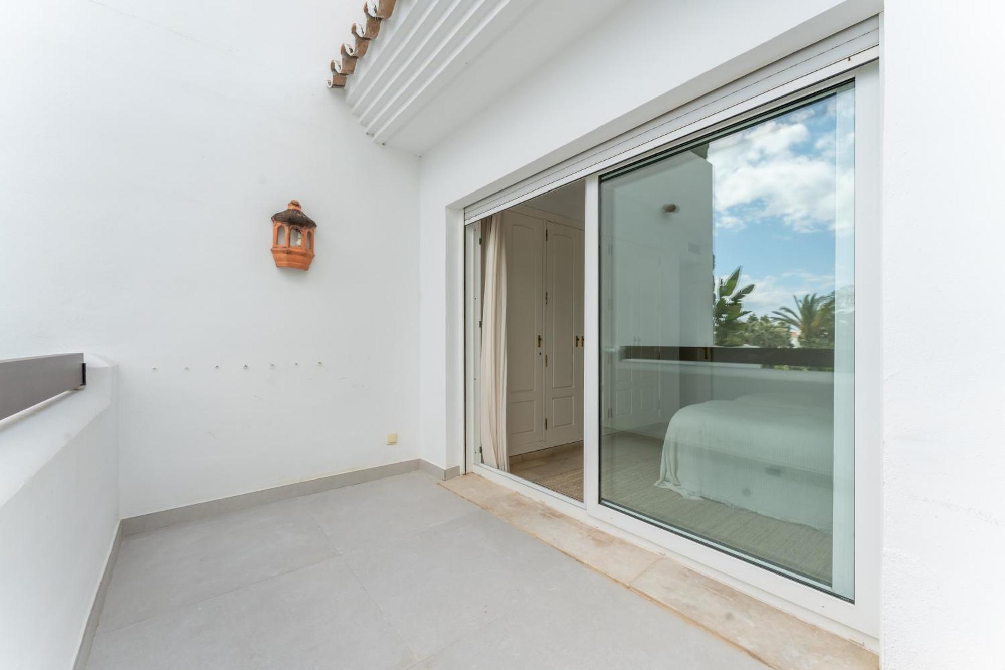 Palm Beachfront Apartment