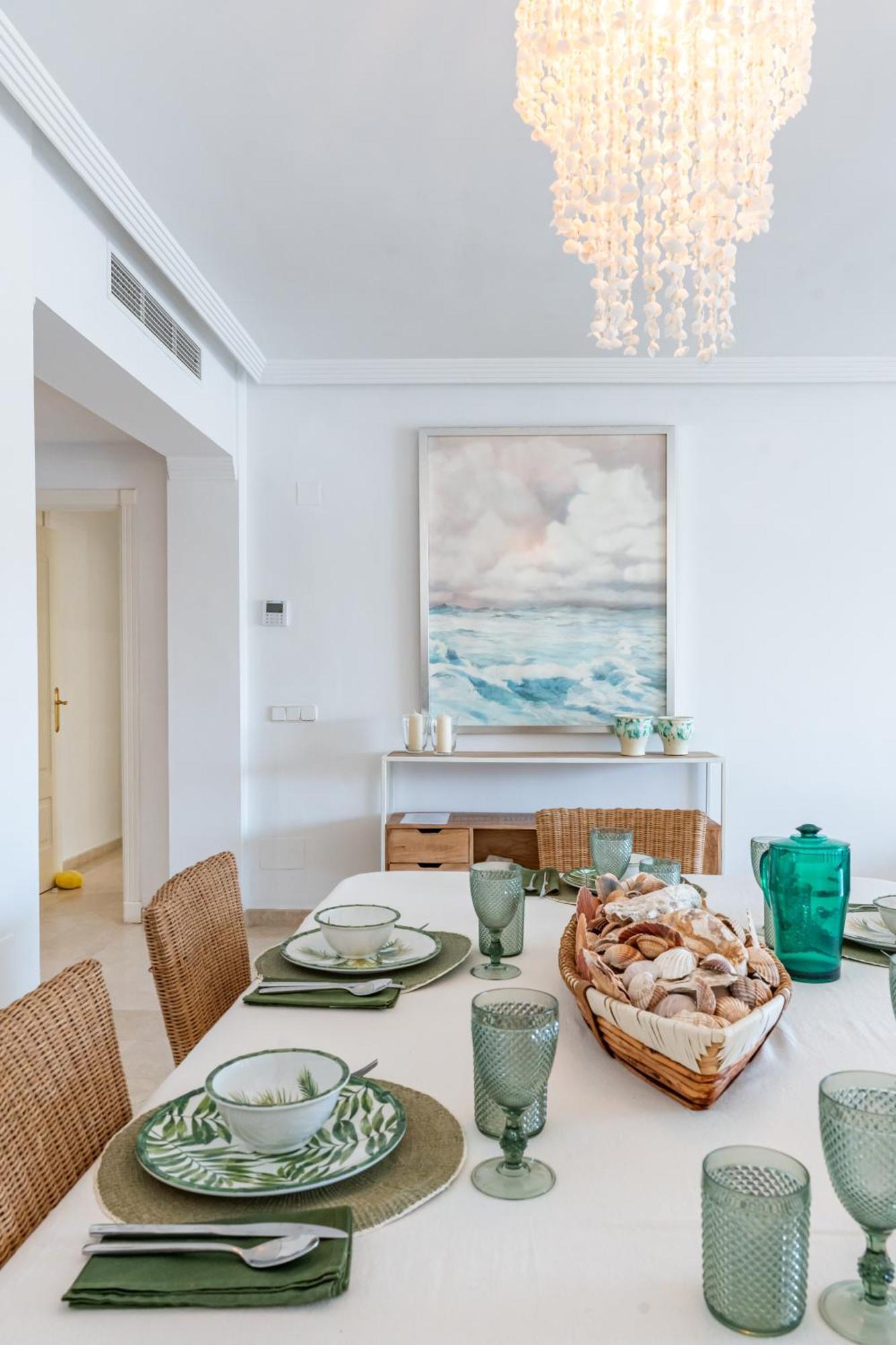 Palm Beachfront Apartment Marbella